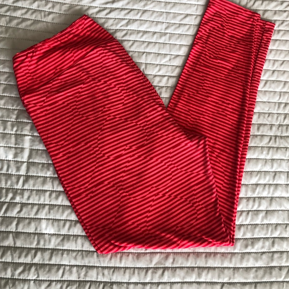 Heart stripped Lularoe leggings